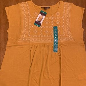 Gloria Vanderbilt Women’s Top, Color: Sunflower, Size XL